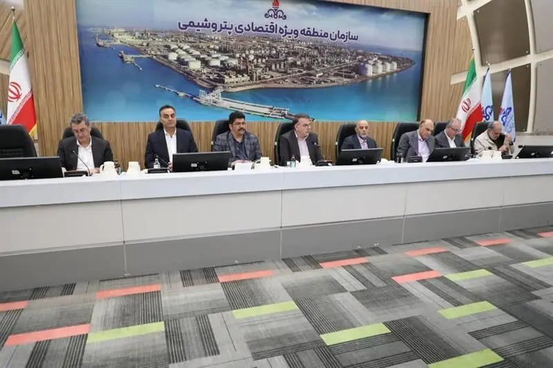 مدیریت اهداف صنعت پتروشیمی با تکیه بر هم‌افزایی شرکت‌ها